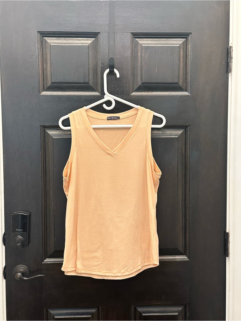 Peach V-Neck Sleeveless Top L